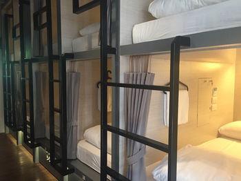 The Cube Silom Asrama *